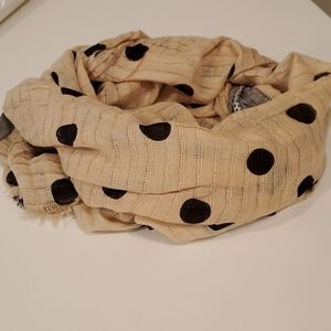 Women's scarf